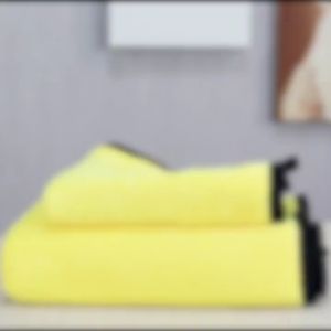 Dog Towel Pet Bath Towel Cat Towel Soft Microfiber Strong Absorbing Water Quick-drying Pet Cleaning