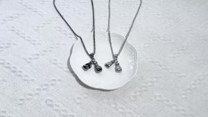 Antique Silver Double Boxing Gloves Necklace Retro Punk Hip Hop Sports Pendant Chain Boxing Lover Workout Accessory for Men