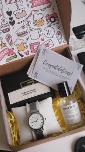 Paket Hadiah Kado Ulang Tahun Untuk Cewek Parfum Premium