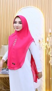 Jilbab Payet Swarosky 2 Layer Ceruty/Khimar Khanza jumbo Mewah Terbaru By Nita Collection