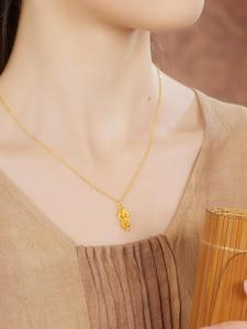 ZHOU LIU FU 周六福 24K Gold Pendant Ksitigarbha Bodhisattvas Staff Pendants Protection Spiritual Jewelry Chinese Gift for Men Women Friend (Not Include Necklace) A0415254