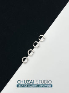 ต่างหูเงินไททาเนียมแบบพื้นฐานสำหรับผู้ชายและผู้หญิง ไม่แพ้ ดีไซน์ฮิปฮอป เครื่องประดับหูสำหรับคู่รัก ต่างหูแบบเรียบง่าย