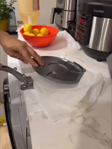 8-Inch Tortilla Press Maker DIY Manual Dough Cake Pressing Tools Foldable Kitchen Cooker