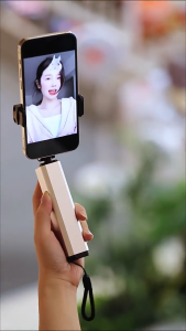 (SG) Travel Phone Holder 360° Rotation Desktop Mobile Phone Holder for Plane/Luggage/Desk/Cabinet/Streaming/Tablet/Phone Stand Aluminum Alloy