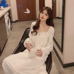 Váy Ngủ Nữ Công Chúa Dài Tay Phối Ren Siêu Xinh