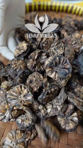 Buah Mengkudu: Manfaat & Cara Mengonsumsi