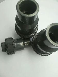 1Pcs Ball Check Valve 1/2\" 1\" Thickened PVC Pipe Fittings Check Valve Inner diameter 20/32mm