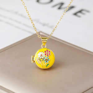 Womens Colorful Flower Locket Necklace Openable Photo Pendant Enamel Craft Gold Plated Chain Party Charm Jewelry Accessories