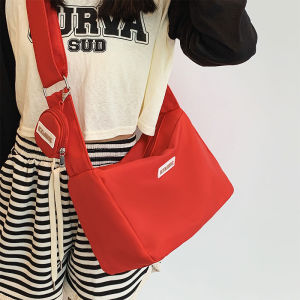 Sporty Casual Crossbody Bag Womens Retro Versatile Large Capacity Shoulder Bag for Class Commuting Korean Style Polyester