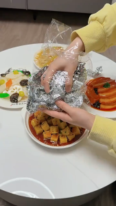 【 In Stock 】Reusable Aluminum Foil Food Warming Cover Heat-resistant Aluminum Foil Film Kitchen Freshness and Insulation Cover  铝箔保温罩