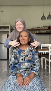 Shampoo Penghitam Rambut Putih & Penghilang Uban MY IWE HAIR Coloring Black
