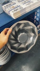 25cm Curved Chiffon Cake Mould - Durable Non-Stick Easy Clean