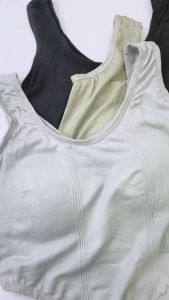 Tanktop Wanita SlimFit Korean Fashion Pakaian Atas Wanita Singlet Motif Polos Tanpa Kawat Tank top Basic Bra With Cup Atasan Wanita ptt