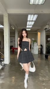 Set áo caro dây chéo và chân váy ngắn xếp ly | RENEE SET - CLÉLIE