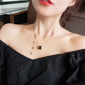 Rose Gold Ceramic Necklace Womens Clavicle Chain Fashion Jewelry Valentines Day Gift for Girlfriend Titanium Steel Cross Pendant