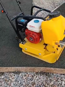 GERUSON เครื่องตบดิน 6.5แรง รวมเครื่อง กอริลล่า แข็งแรง เครื่่องแต่งหน้าดิน ทนทาน มาร์ตัน ตบดิน เคลื่อนย้ายและพับเก็บได้ ทนต่ออุณหภูมิสูง กำลังไฟสูง การประกันคุณภาพ