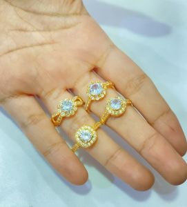 Cincin Anti Karat: Desain Cincin Dubai Permata Zircon Xuping Lapis Emas