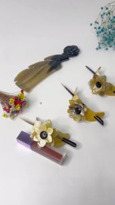 Kẹp Tóc Hoa Bằng Sừng Có Trâm Cài Handmade - HH620 - Món Quà Tặng Ý Nghĩa Cho Người Thân
