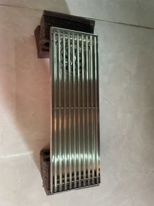 Ga thoát sànphễu thoát nước inox 304  dài 60x10 cm và 30 x 10 cm.