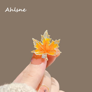 Female Fashion Crystal Maple Leaf Brooches For Women Luxury Yellow Gold Color Enamel Alloy Plant Brooch Safety Pins