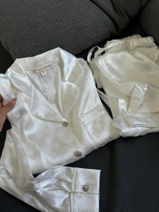 Xiaohongshu Same Style Crocus Jacquard Fancy Pearlescent Ice Silk Pajamas Womens Long Pants Autumn New Homewear