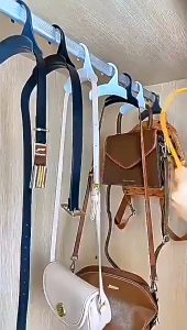 HC Gantungan Tas Plastik Hanger Tas Serbaguna Bag Hook Hanger Perlengkapan Rumah Gantungan Tas Lemari Gantungan Tas Dasi Syal Jilbab Multifungsi Hanger Tas Aesthetic Lengkung