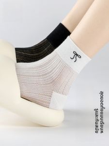 MiiOW | ถุงเท้าผ้าฝ้ายบางระบายอากาศได้ดีพร้อมโบว์ผีเสื้อสำหรับฤดูใบไม้ผลิและฤดูร้อน ถุงเท้าผ้าตาข่ายดูดซับเหงื่อสำหรับผู้หญิง MiiOW Cat Person