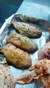 FROZEN TRUFFLE MARINADE CHICKEN WING 900 - 1000GM