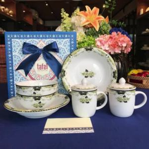 Hampers Piring Mangkok Keramik Green Peony Series