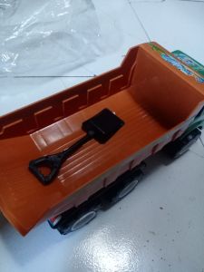 mainan mobil truk pasir