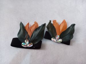 Perhiasan tari Lengkap gelang tari rok tari bando tari kalung tari anting tari kalung etnik anting etnik hiasan kepala hiasan kepala bulu bando bulu bandana bulu hiasan nusantara hiasan tari hiasan nari gelang nari gelang set gelang bulu