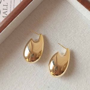 Thickened Gold Plated Oval Shiny Silver Gold Earrings Fashionable Elegant Design Waterdrop Ear Jewelry Alloy Silver Plating