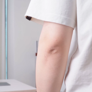 Essager 100W/5A Kabel Data Type C ke Type C Hitam Fast Charging Dengan Musim Semi 1.2M/1.8M