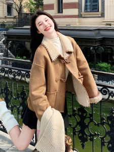 Womens College Style Buttoned Suede Jacket Quilted Lining Integrated Fur Short Coat Warmth Straight Cut Autumn Winter New