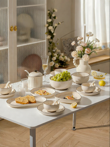 Yomerto | Aesthetic Cream Style Dinnerware Set