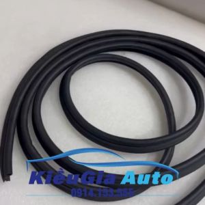 Gioăng cốp hậu sau Mazda 323 BC1M56951D
