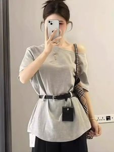 BINKAFENNY | เสื้อยืดแขนสั้นเปิดไหล่ฤดูร้อนสำหรับผู้หญิงไซส์ใหญ่ ทรงสลิมฟิต ปกปิดเนื้อผ้า ทรงสลิมฟิต แขนสั้น คอวี สไตล์เกาหลี