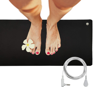 【Malaysia Plug】Grounding Mat Earthing Mat for Foot Treatment to Alleviate Pain Inflammation and Negative Ions 25 * 68 CM Reconnect to the Earth EMF Protection Suitable for Computers Feet and Beds Grounding Mat Earthing Mat