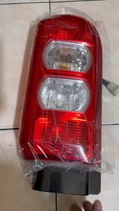 Đèn hậu teraco tera V/ Đèn lái xe tải Teraco Tera-V – Có sẵn bóng và jack cắm – Lắp chuẩn như zinhàng thay thếhàng sẵn kho.