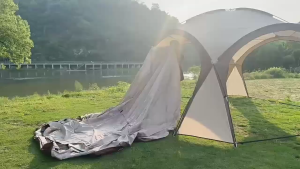 Mountainhiker Outdoor camping dome tent waterproof bedroom can accommodate 8-10 people large camping tent.
