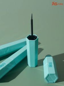 Ashley Shine Go Chic Eyeliner Liquid Waterproof and Sweat Resistant Long-lasting Makeup Retention Cool Black AS5141