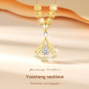 Light luxury spiritual exquisite necklace female Spiritual small skirt collarbone chain