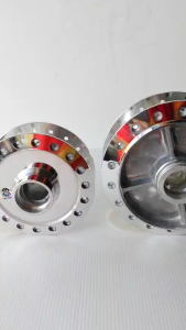 ดุมกระจกหน้า-หลัง Wave110i ปี2021 /Wave125i ปี2021 / Wave125iLED /ดุมกลึงเงา/ดุมหน้าดิส หลังดรัม - งานสวย