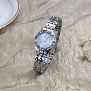 นาฬิกาแฟชั่นสำหรับผู้หญิงหน้าปัดเพชรหน้าปัดประดับสายเหล็กสแตนเลสนาฬิกาข้อมือควอตซ์แฟชั่นสำหรับสุภาพสตรีนาฬิกาของขวัญ