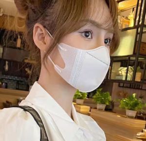 แมสปิดจมูก 3D ผู้ใหญ่2สี 1 ห่อมี 10 ชิ้น(แถมฟรี แมสเด็กลายการ์ตูน) หน้ากาก 3D ฟิลเตอร์ 3 ชั้น สินค้าพร้อมส่งค่ะ มีเก็บเงินปลายทาง