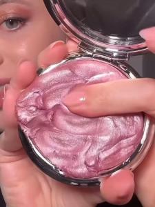 WIND LOVES FLOWERS | Highlighter Sáng Mềm Spring Sparkle Glow