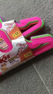 ( 1 LUSIN ) Hanger Plastik Dora Mini / Gantungan Baju Anak / Gantungan Popok Bayi