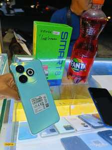 infinix smart 8 4+4/128