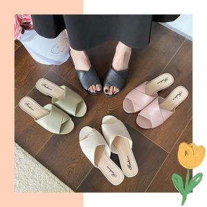QJshop  งานดี รองเท้าแตะแฟชั่นคุณผู้หญิง ดีไซน์เรียบๆดูดี ใส่แล้วดูสุภาพออกงานได้ใส่เที่ยวหรือทำงานได้เลย ทรงสวยวัสดุยาง ล้างง่าย สีโทนอ่อนจับคู่ชุดง่ายมาก สั่งได้เลย