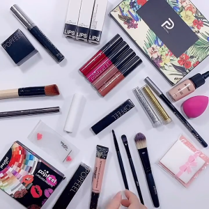 Gift Travel Portable Eyeshadow Palette Matte Lipstick With Cosmetic Bag Eyebrow Pencil Long Lasting Charming Mascara Professional Waterproof Foundations Makeup Set